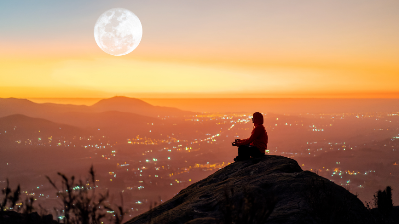 In-Person: Evening Meditation